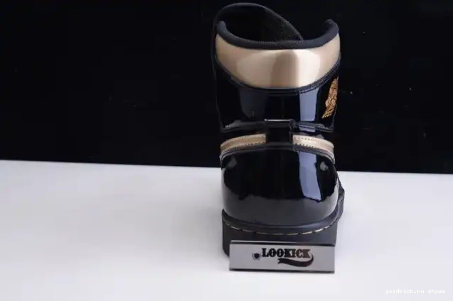 METALLIC RETRO HIGH BLACK 1 JORDAN (2020) GOLD AIR 555088-032 0427